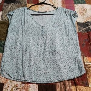 Abercrombie top women's small